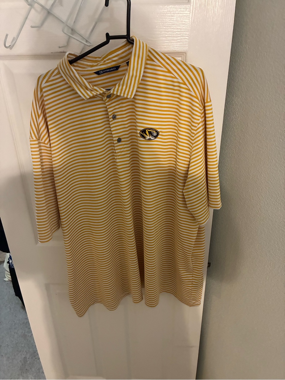 Missouri Tigers Cutter & Buck Men's Gold & White Striped Polo